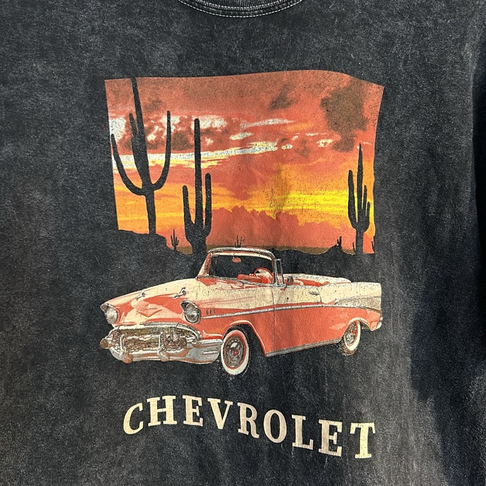 GM Chevrolet Distressed Cropped Tshirt - Picture 2 of 7
